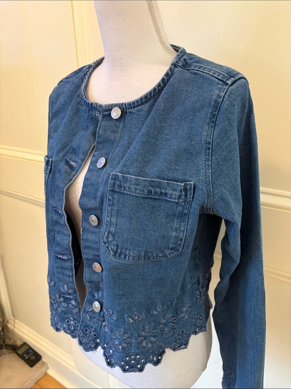 Women's Blue Embroidered Hem Denim Jacket - Picture 4 of 9